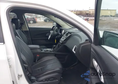 2017 Chevrolet Equinox Premier z USA, uszkodzony, nr VIN 2GNFLGEK5H6120052